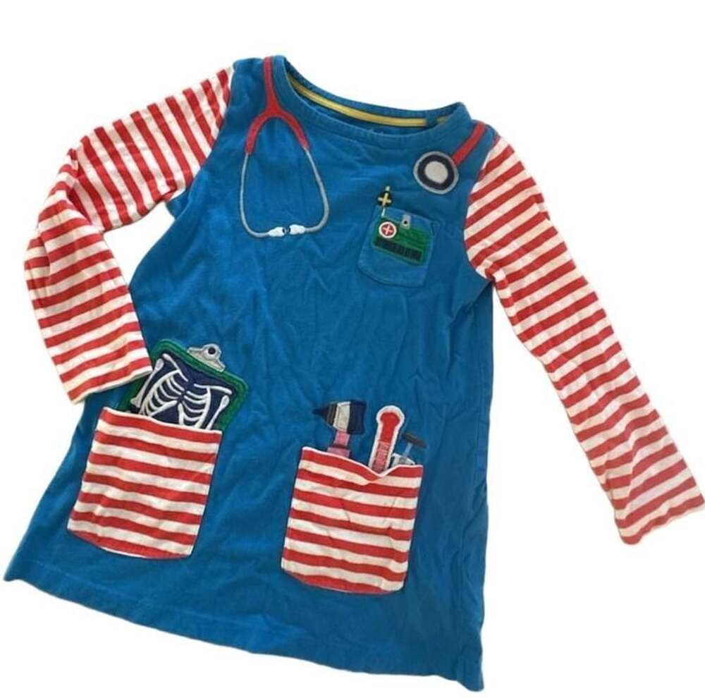 Mini Boden Applique Pocket Doctor Tunic Dress Size 6-7Y Blue Red Stripe
